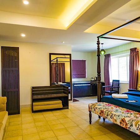 Marine Studios Le Pension Candolim Kültér fotó