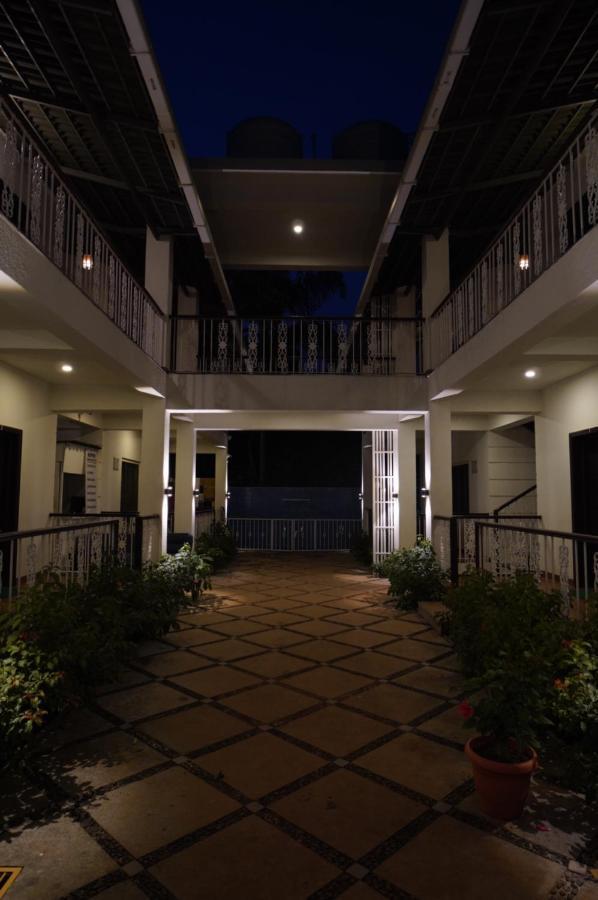 Marine Studios Le Pension Candolim Kültér fotó