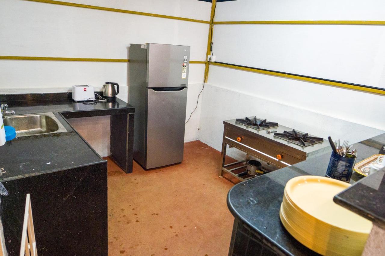 Marine Studios Le Pension Candolim Kültér fotó
